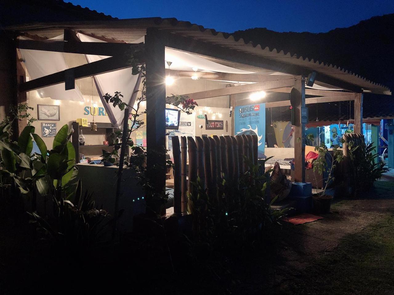 Farah Hostel Suites Camping Smartcamp E Passeio De Barco Бойсуканга Екстер'єр фото